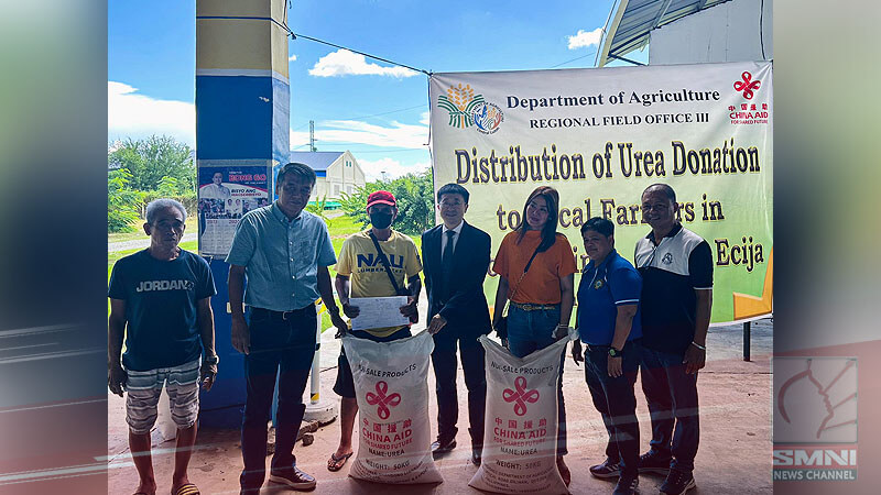 Urea fertilizer, ipinamigay ng China sa mga taga Nueva Ecija