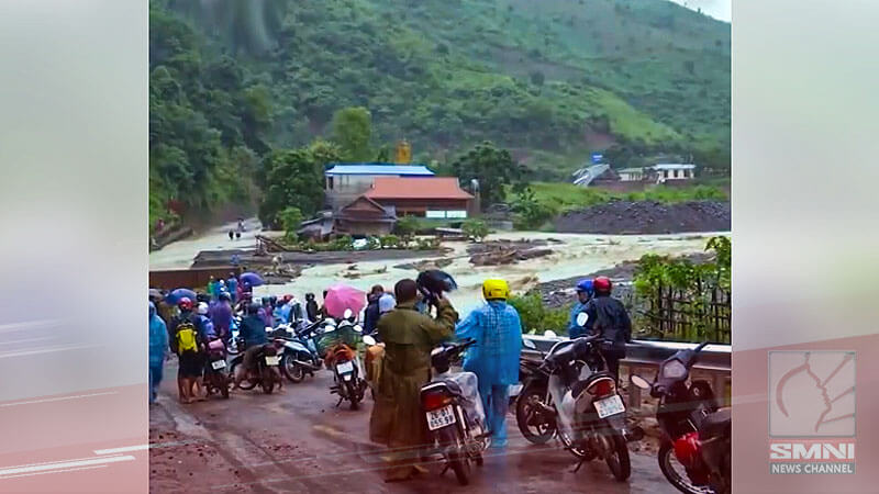 Flash floods, landslides sa Vietnam, kumitil ng buhay sa hindi bababa sa 8 katao