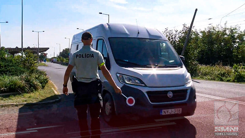 Slovakia starts traffic checks at Hungarian border to curb migration