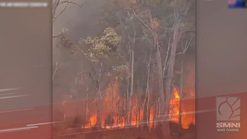 Residents told to flee to ocean as out-of-control blaze threatens lives in Western Australia