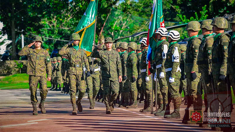 Army Chief visits Stormtroopers