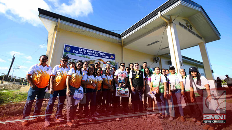 Bong Go personally inspects Super Health Center in Kalibo, Aklan to help bring primary healthcare closer to communities
