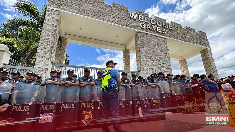 Villamor Airbase Gate 5 binarikada ng pulisya habang naroon si FPRRD