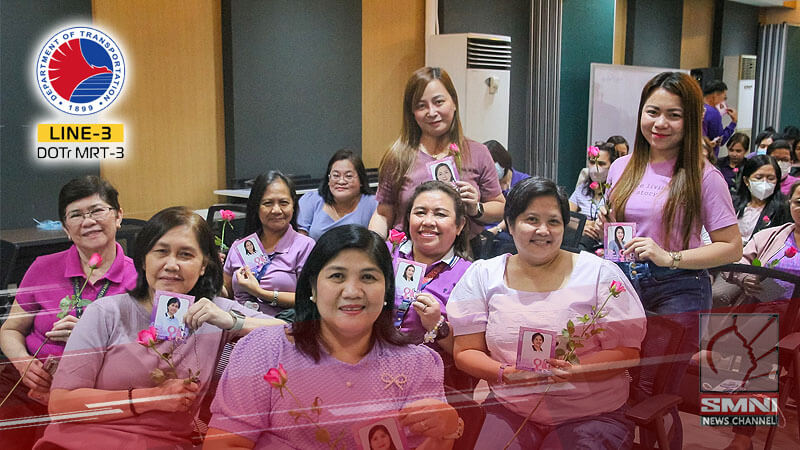 MRT-3 namahagi ng rosas at tokens sa mga empleyado bilang parangal ngayong Women’s Month