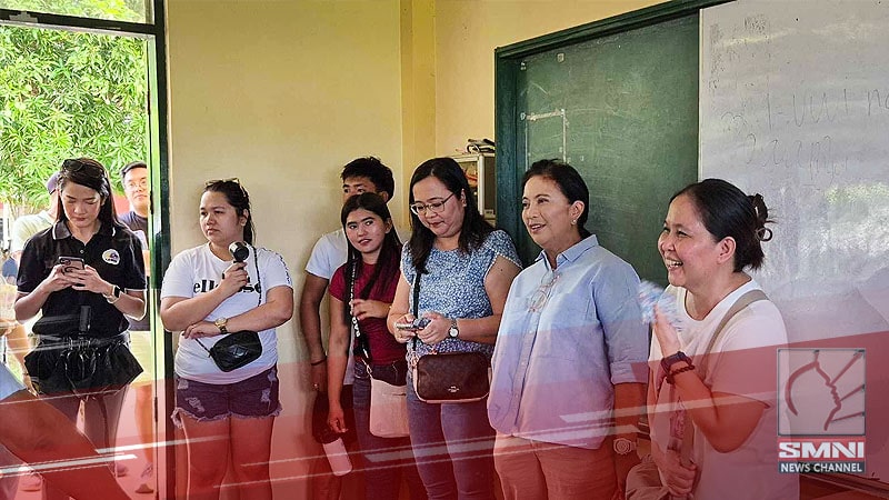 Leni Robredo bumoto na sa Naga City Science High School