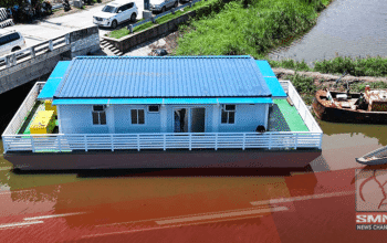 kauna-unahang floating clinic